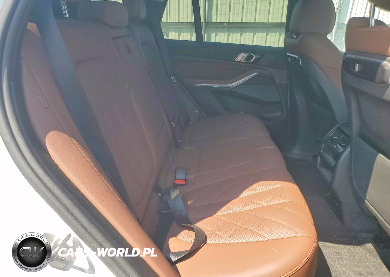2024 BMW X5 xDrive40I VIN:5UX23EU02R9V02653 - 11