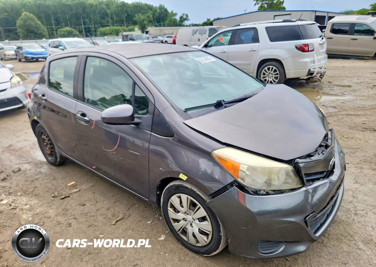 2012 Toyota Yaris 5-Door Le VIN:JTDKTUD30CD538142 - 4