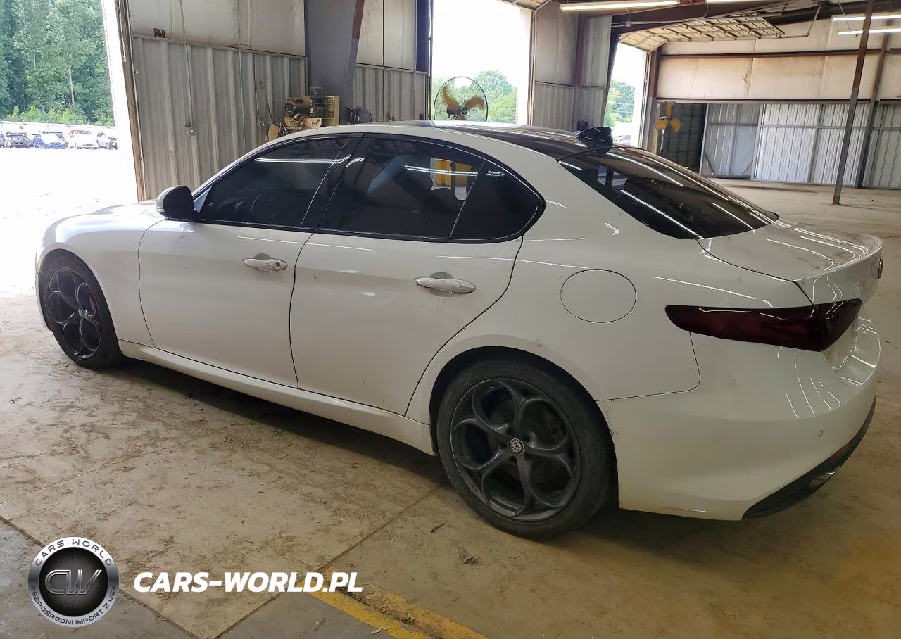 2017 Alfa Romeo Giulia Ti VIN:ZARFAECN0H7542316 - 2