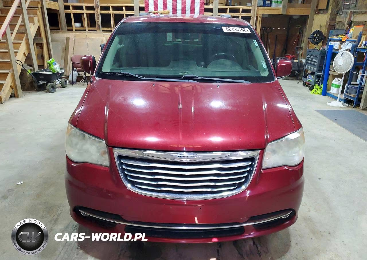 2013 Chrysler Town & Country Touring VIN:2C4RC1BG2DR744340 - 5