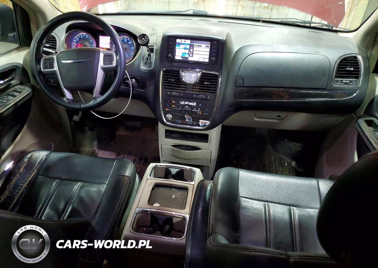 2013 Chrysler Town & Country Touring VIN:2C4RC1BG2DR744340 - 8