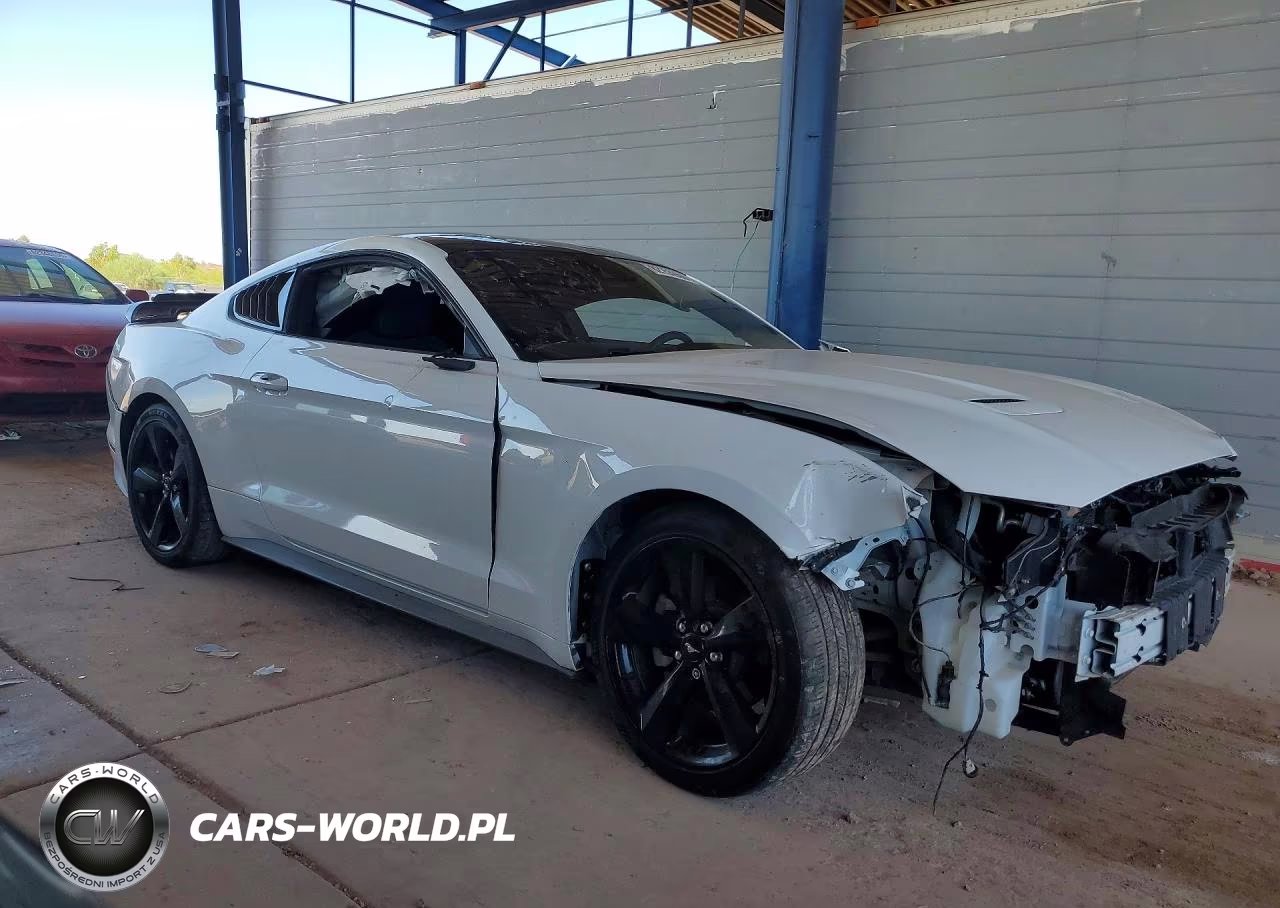 2021 Ford Mustang VIN:1FA6P8TH7M5113447 - 4
