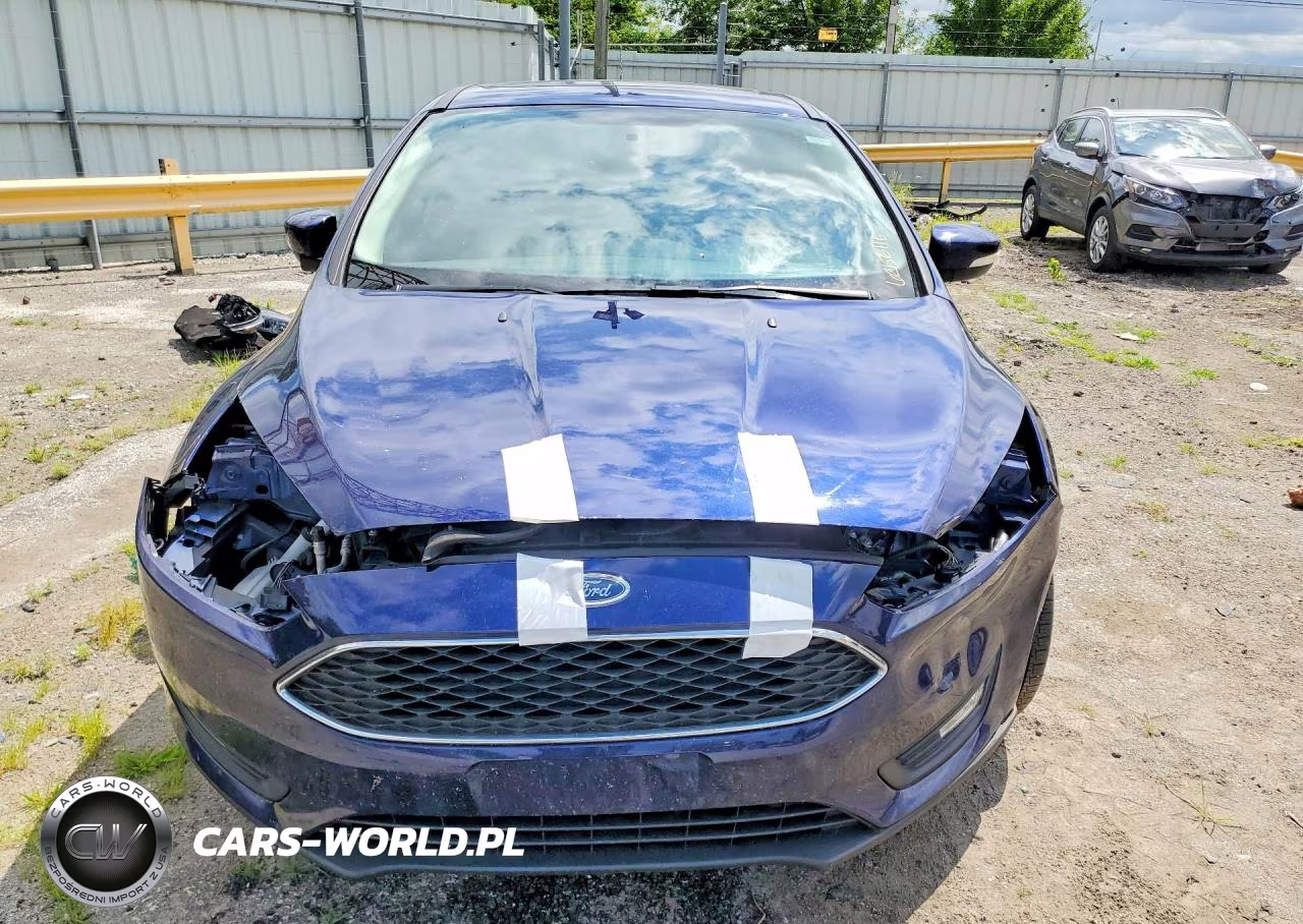 2017 Ford Focus Sel VIN:1FADP3M24HL342559 - 5