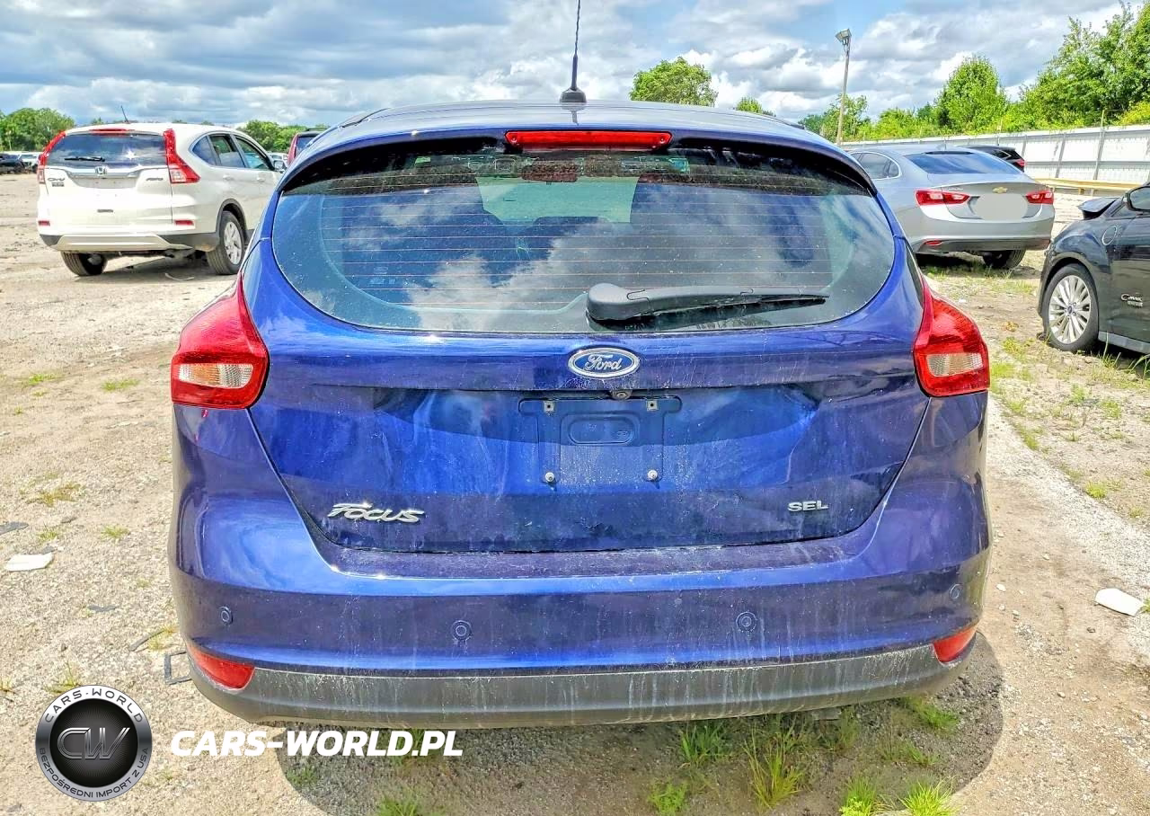 2017 Ford Focus Sel VIN:1FADP3M24HL342559 - 6