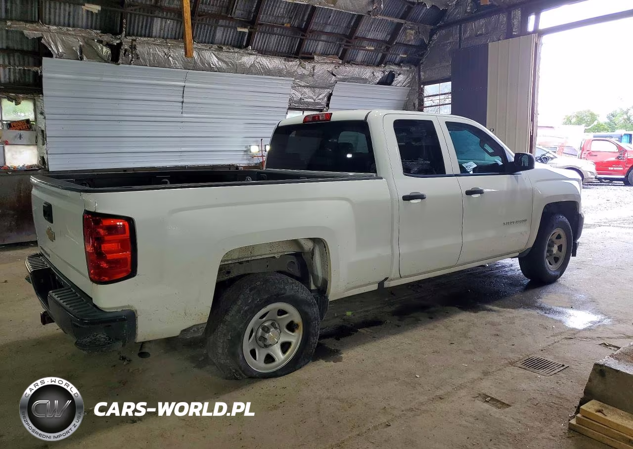 2016 Chevrolet Silverado C1500 VIN:1GCRCNEHXGZ114572 - 3