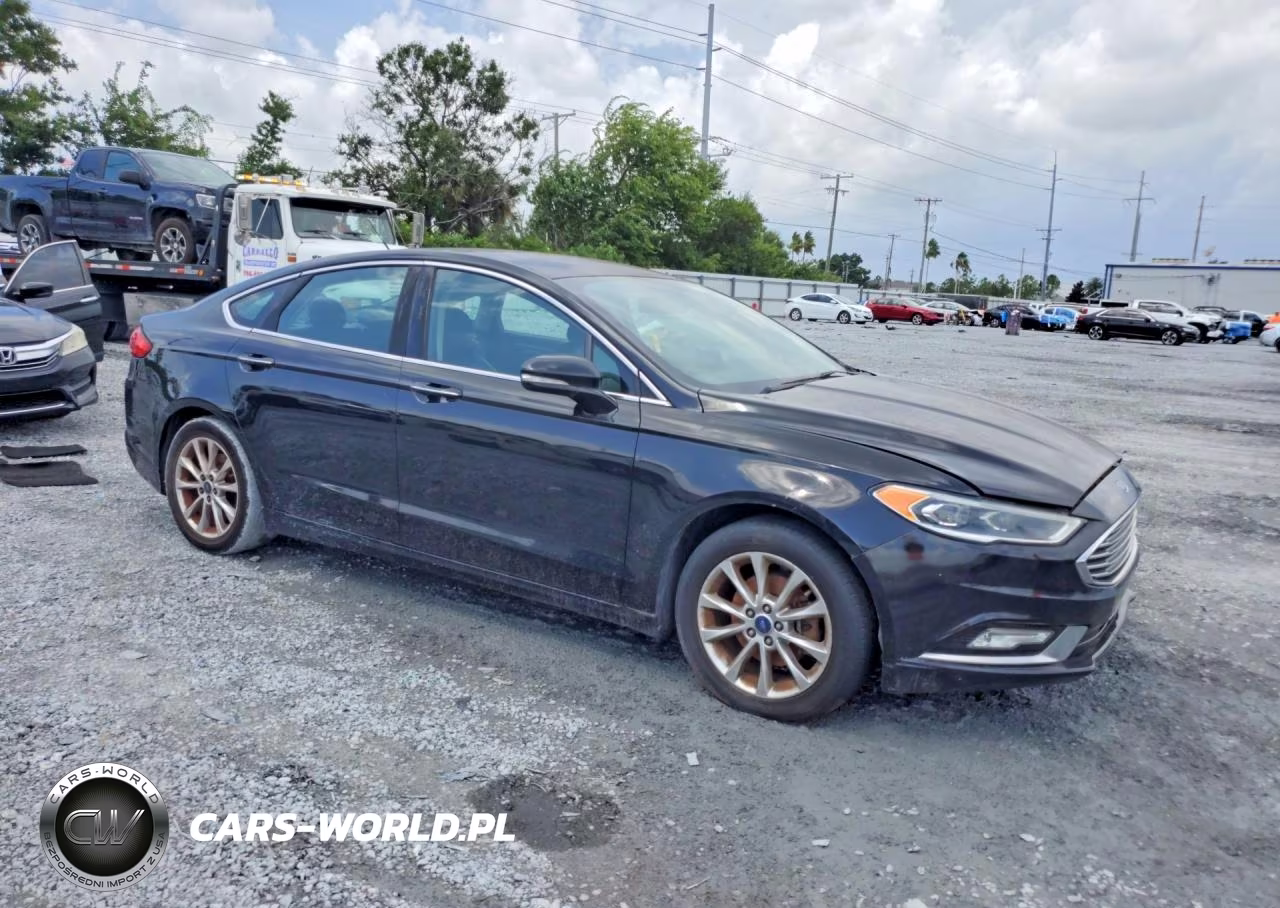 2017 Ford Fusion Se VIN:3FA6P0HD1HR167353 - 4