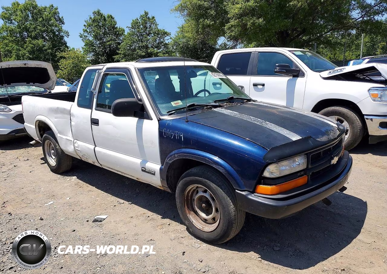2000 Chevrolet S Truck S10 VIN:1GCCS1951YK290809 - 4