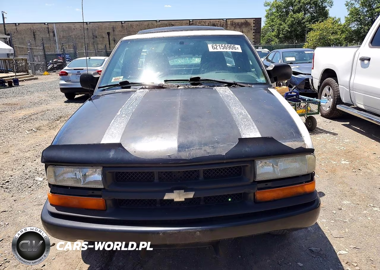2000 Chevrolet S Truck S10 VIN:1GCCS1951YK290809 - 5