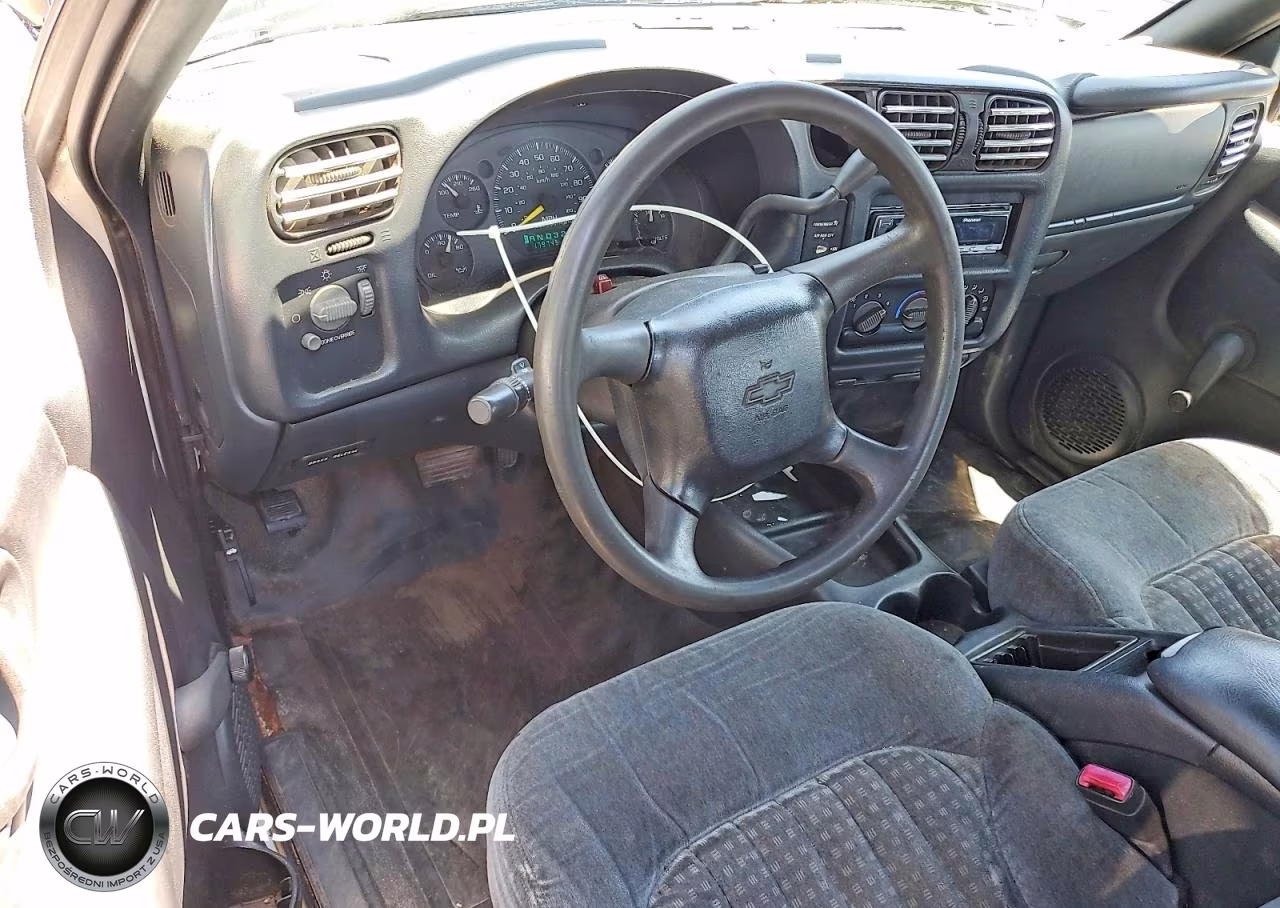 2000 Chevrolet S Truck S10 VIN:1GCCS1951YK290809 - 8