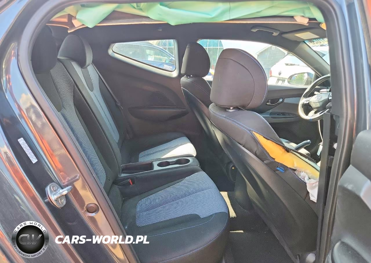2020 Hyundai Veloster 2.0L VIN:KMHTG6AF6LU026464 - 10