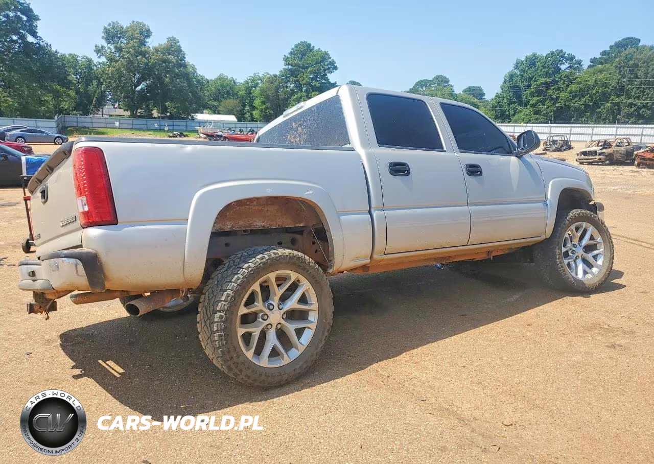 2005 Chevrolet Silverado K1500 VIN:2GCEK13T551342373 - 3