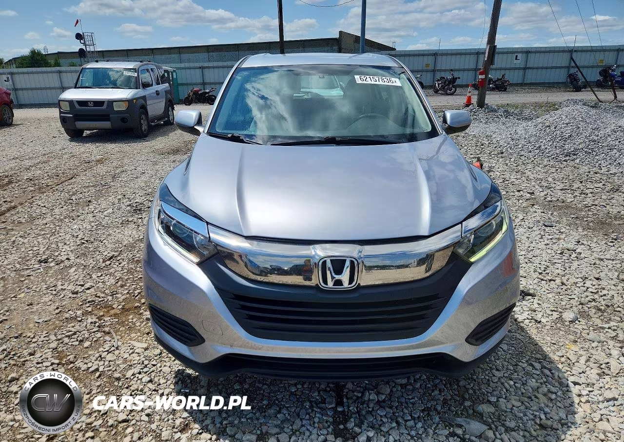 2019 Honda Hr-V Lx VIN:3CZRU6H38KG703352 - 5