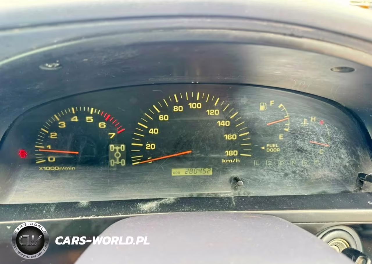 1998 Toyota Hilux Limited VIN:RZN1859012770 - 11