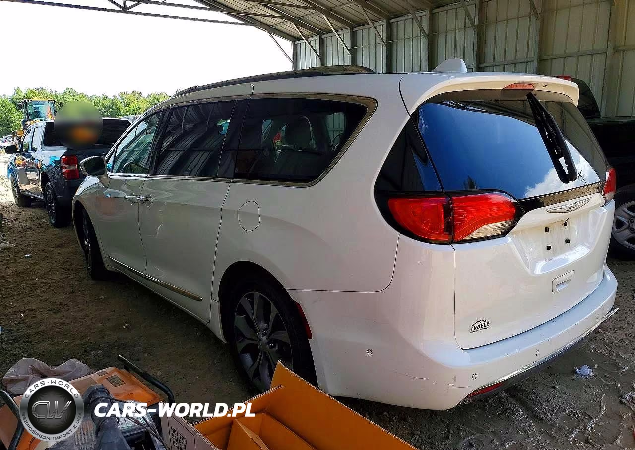 2017 Chrysler Pacifica Limited VIN:2C4RC1GG6HR505579 - 2