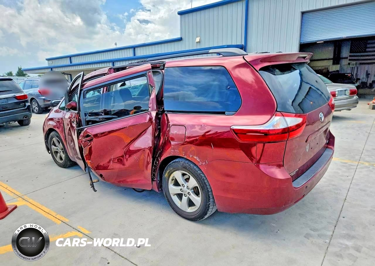 2015 Toyota Sienna Le VIN:5TDKK3DC5FS594423 - 2