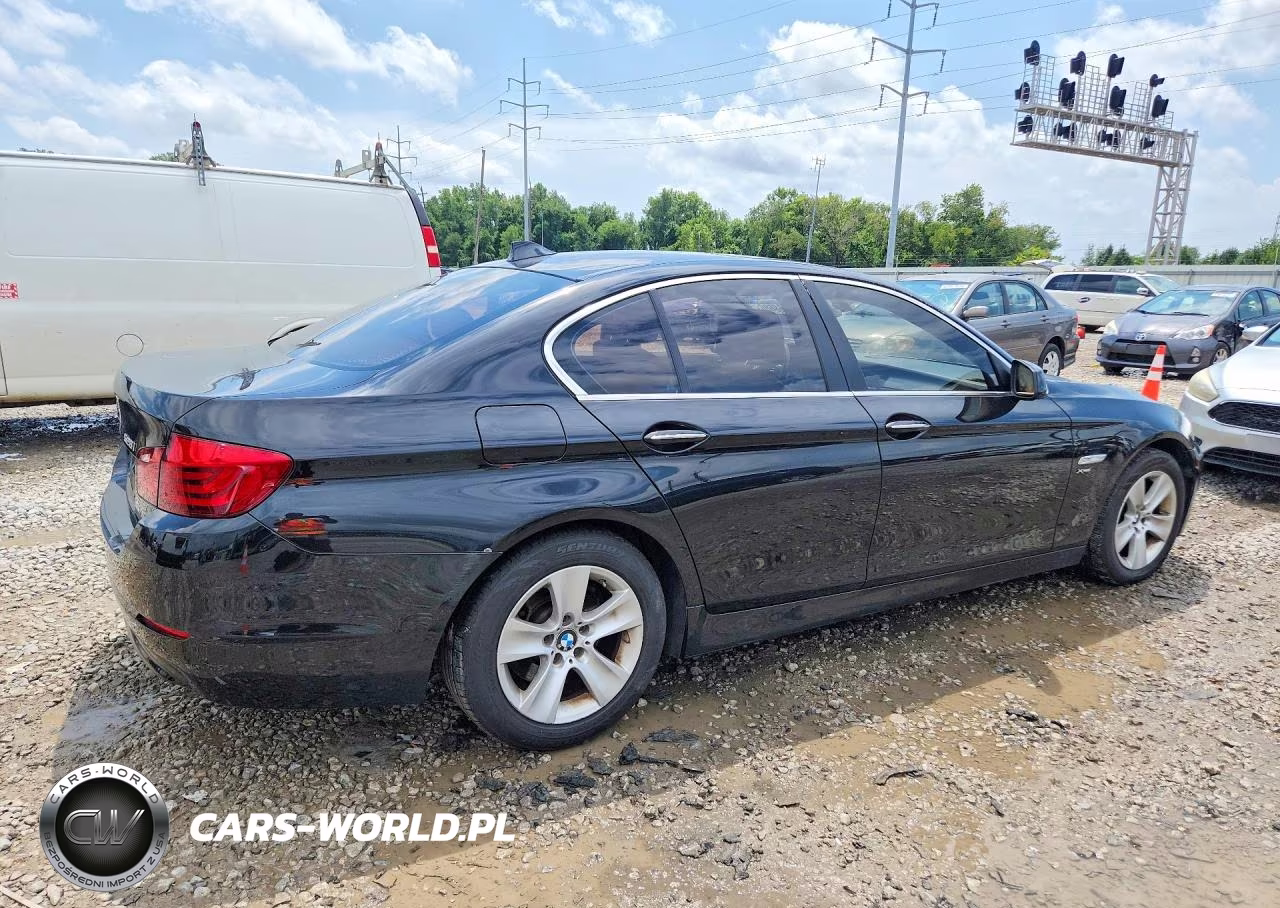 2012 BMW 528 Xi VIN:WBAXH5C59CDW06998 - 3