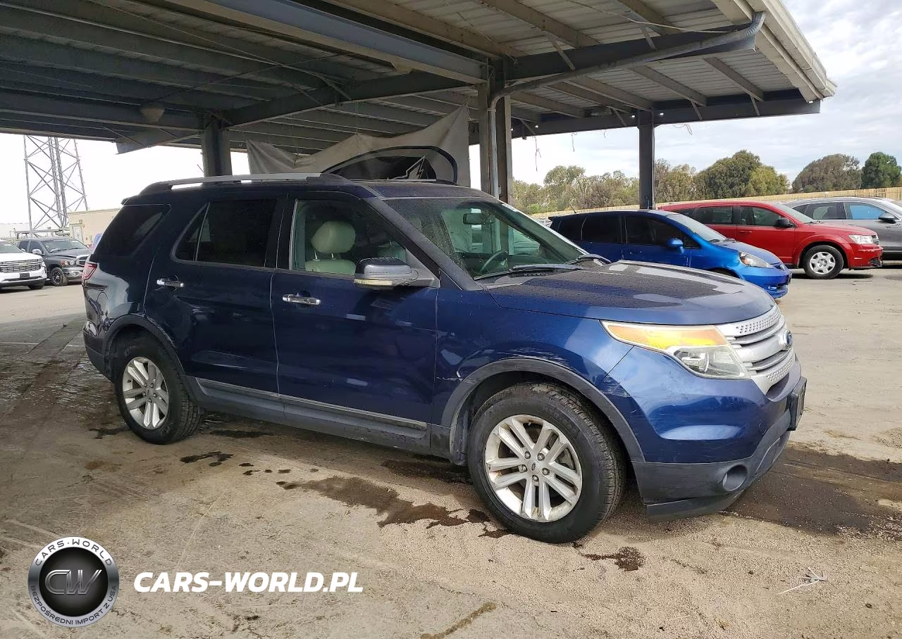 2012 Ford Explorer Xlt VIN:1FMHK7D95CGA41438 - 4