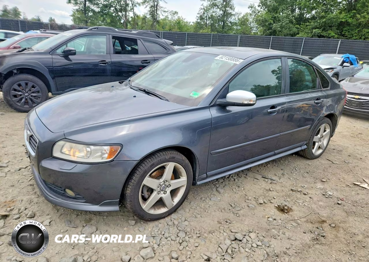 2010 Volvo S40 T5 – zdjęcie 1 z 12