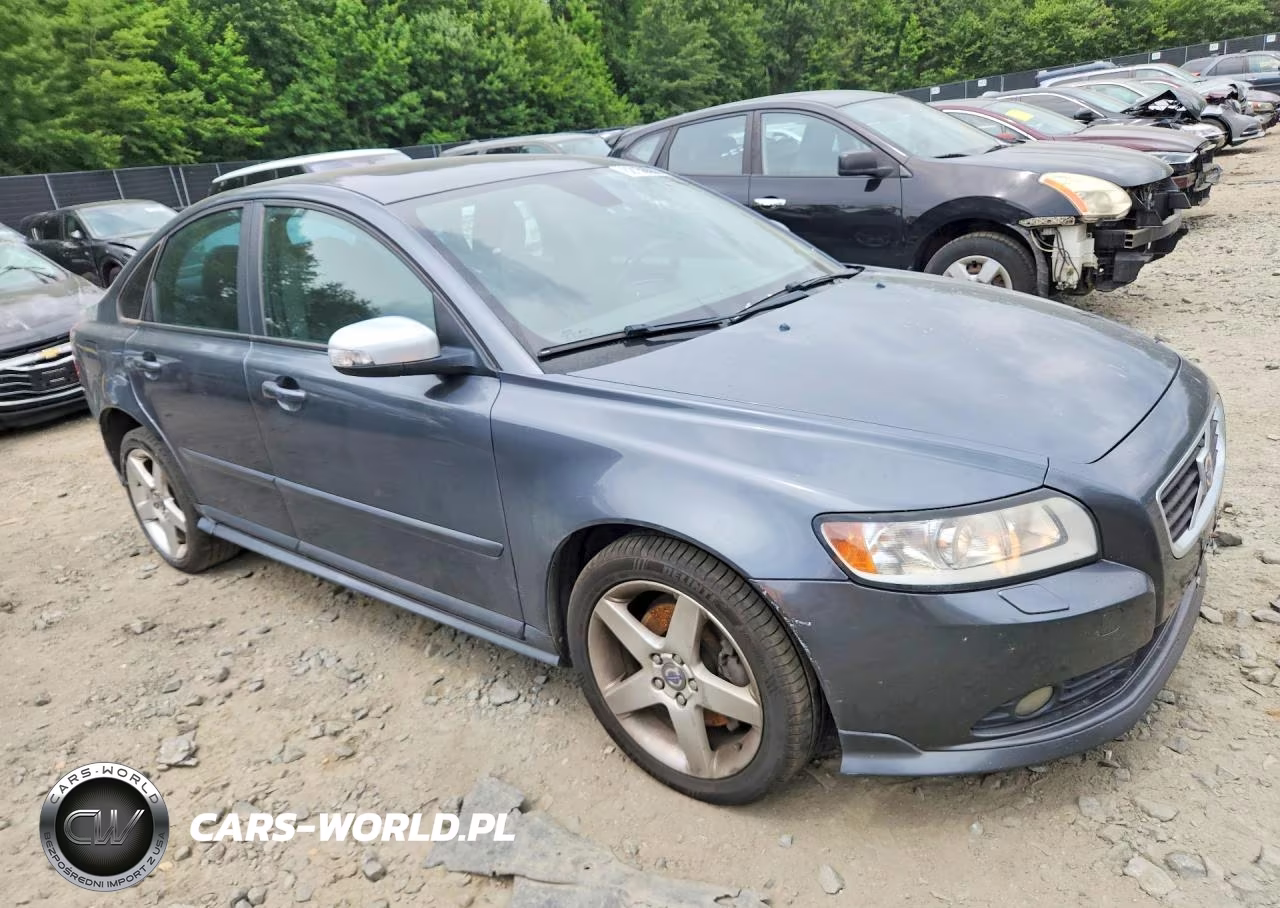 2010 Volvo S40 T5 VIN:YV1672MHXA2488472 - 4