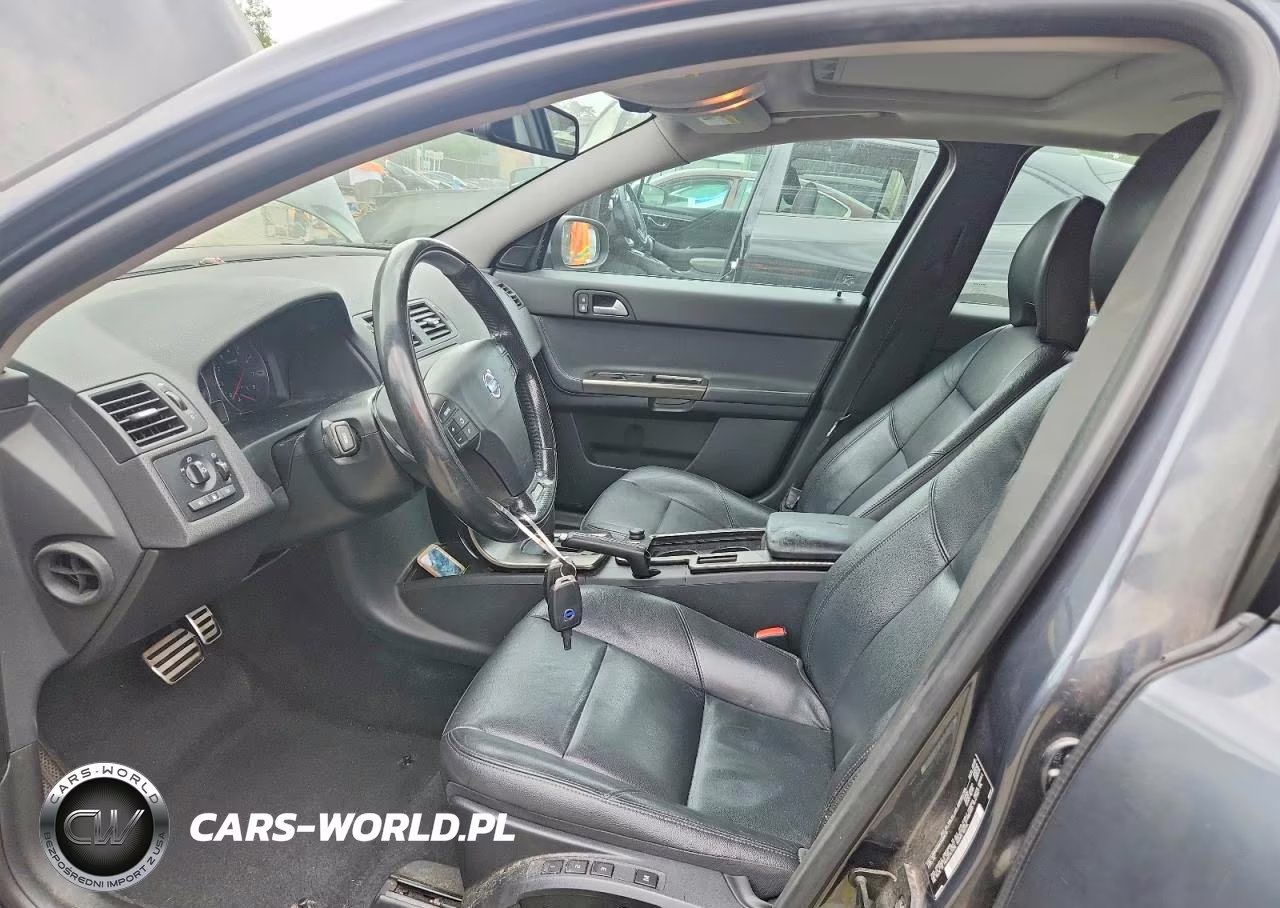 2010 Volvo S40 T5 VIN:YV1672MHXA2488472 - 7