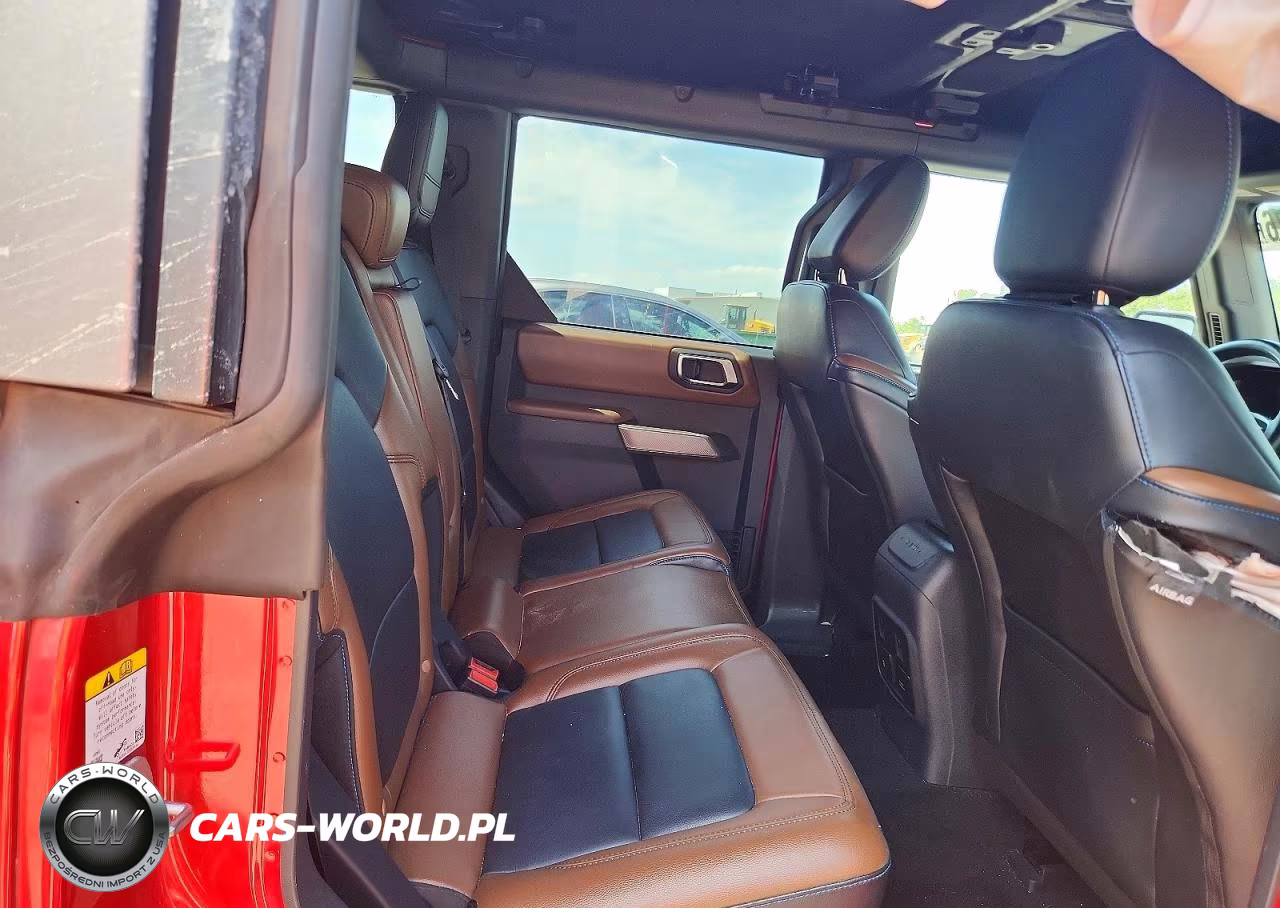 2021 Ford Bronco Base VIN:1FMEE5BP1MLA71156 - 11