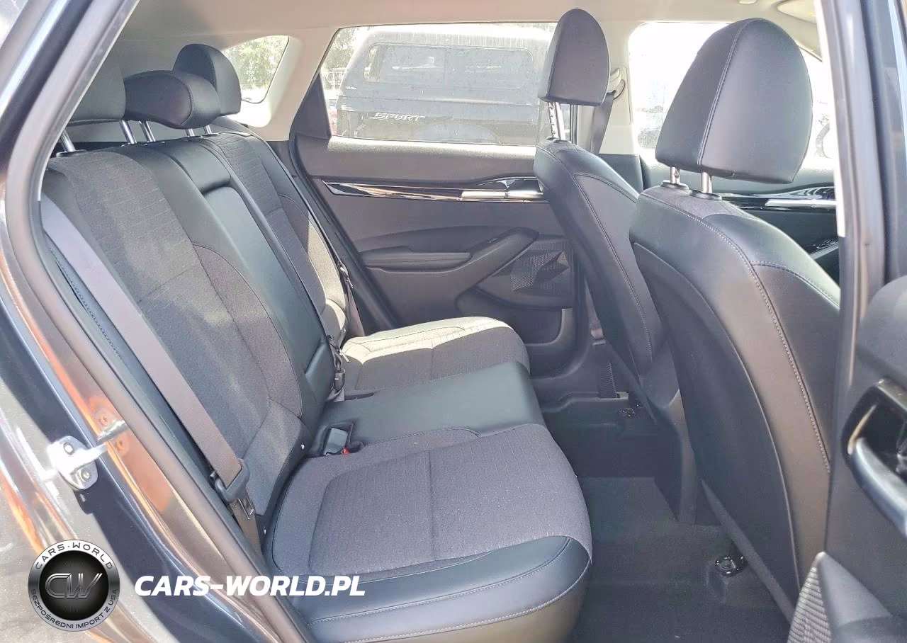 2021 Kia Seltos S VIN:KNDEU2AA9M7110457 - 11