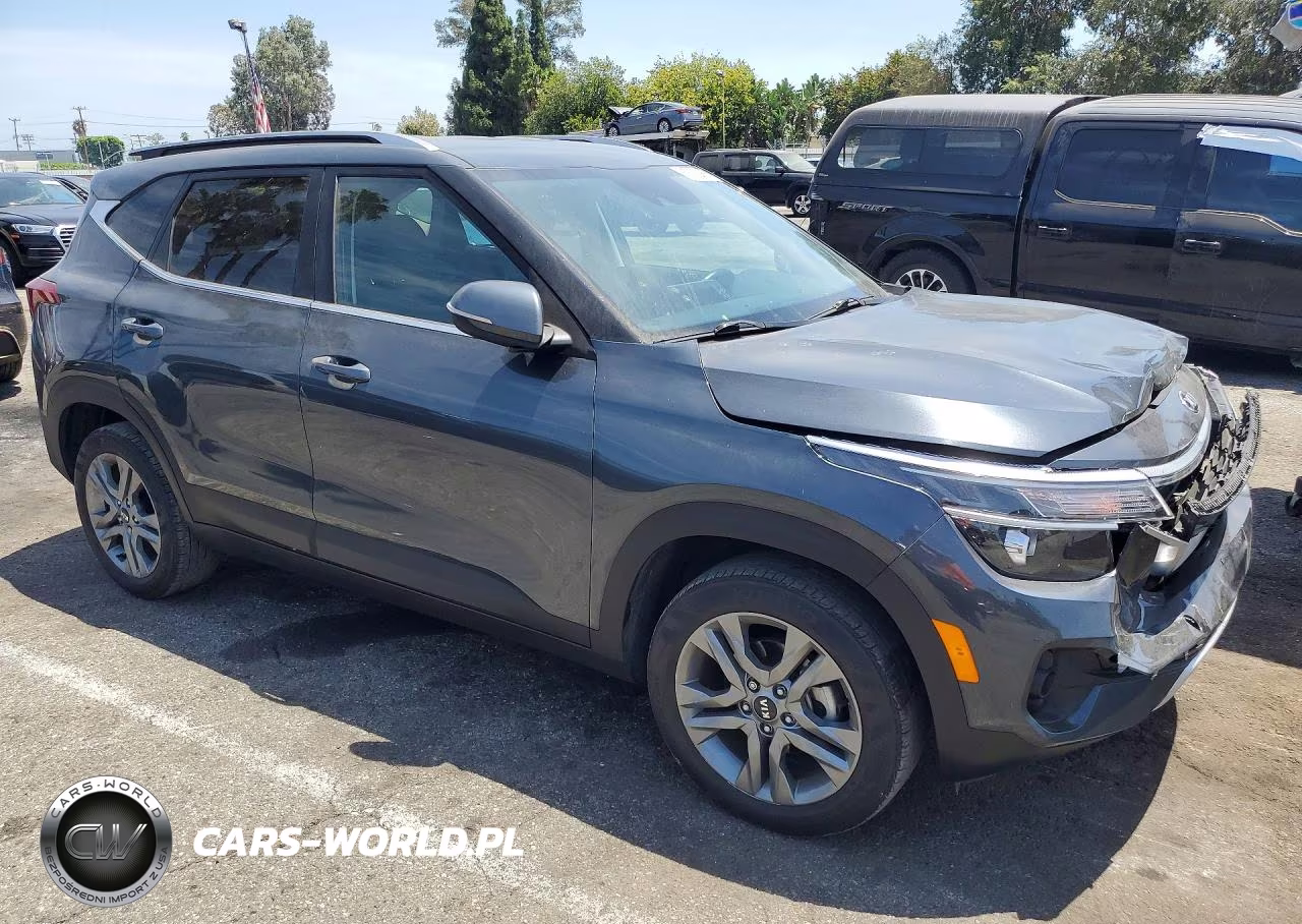 2021 Kia Seltos S VIN:KNDEU2AA9M7110457 - 4