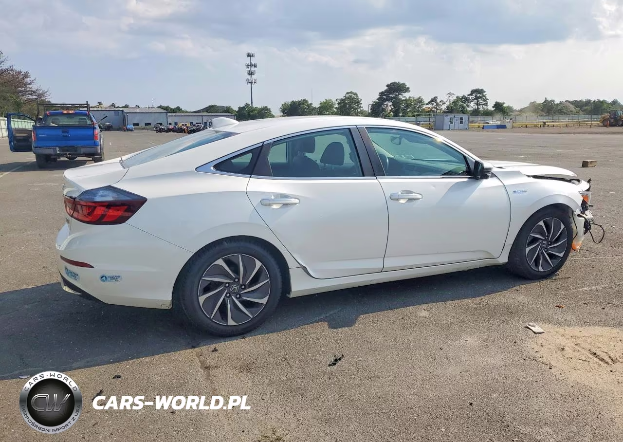 2019 Honda Insight Touring VIN:19XZE4F95KE006571 - 3