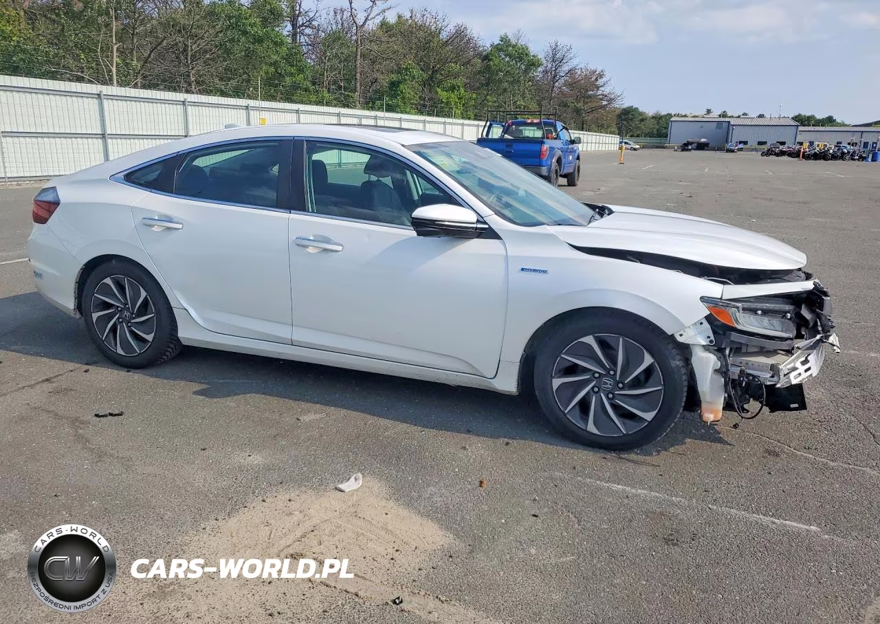 2019 Honda Insight Touring VIN:19XZE4F95KE006571 - 4