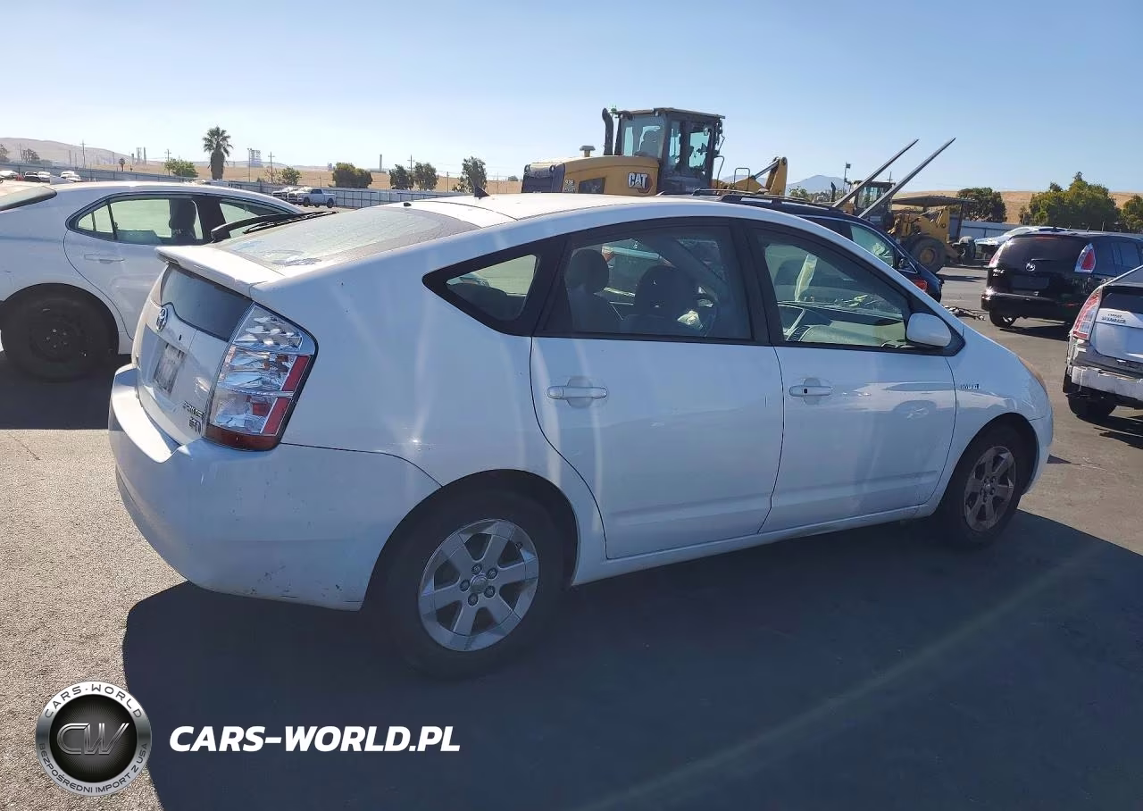 2008 Toyota Prius Base VIN:JTDKB20U187702381 - 3