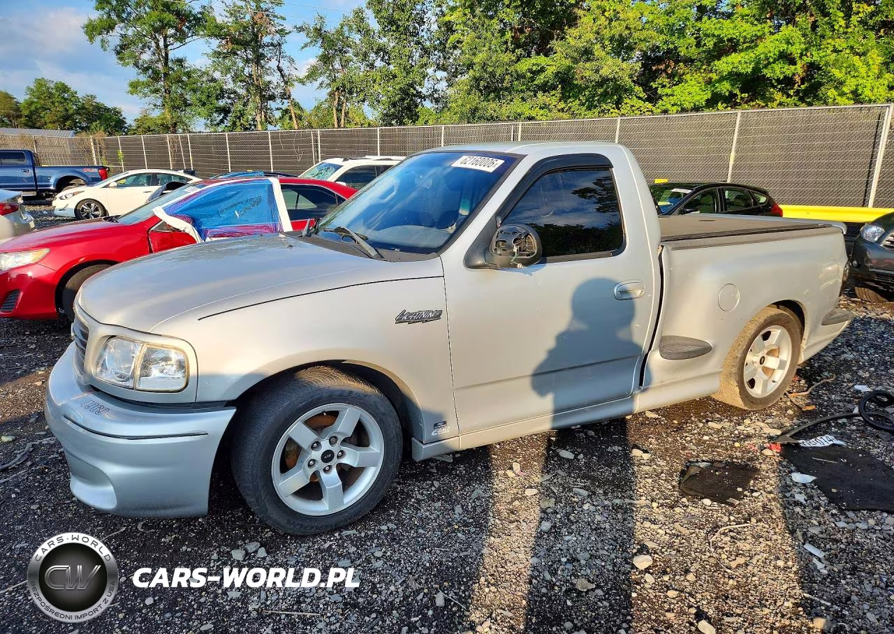 2001 Ford F150 Svt Lightning – zdjęcie 1 z 12