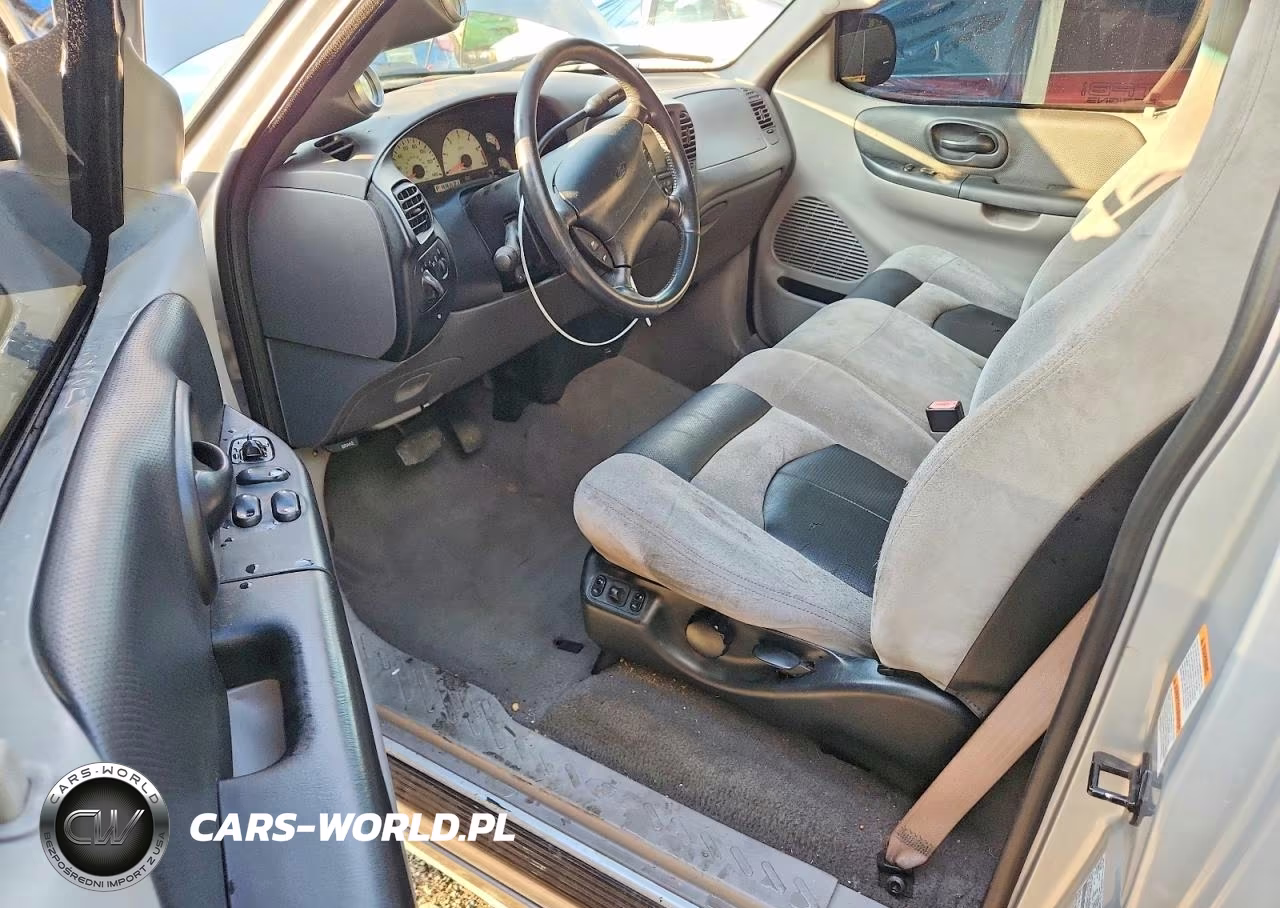 2001 Ford F150 Svt Lightning VIN:2FTZF073X1CA86336 - 8