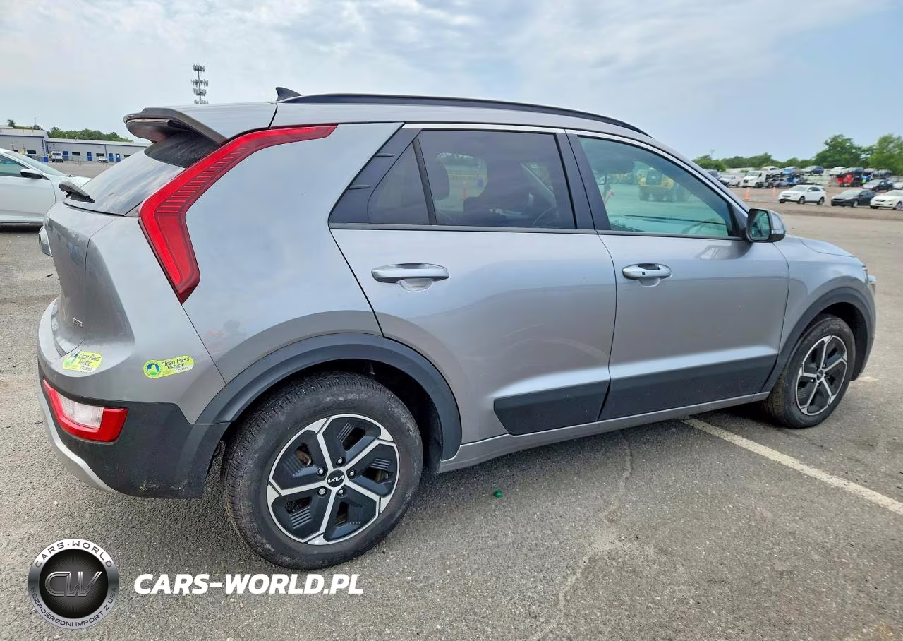 2024 Kia Niro Ex VIN:KNDCS3LFXR5140338 - 3
