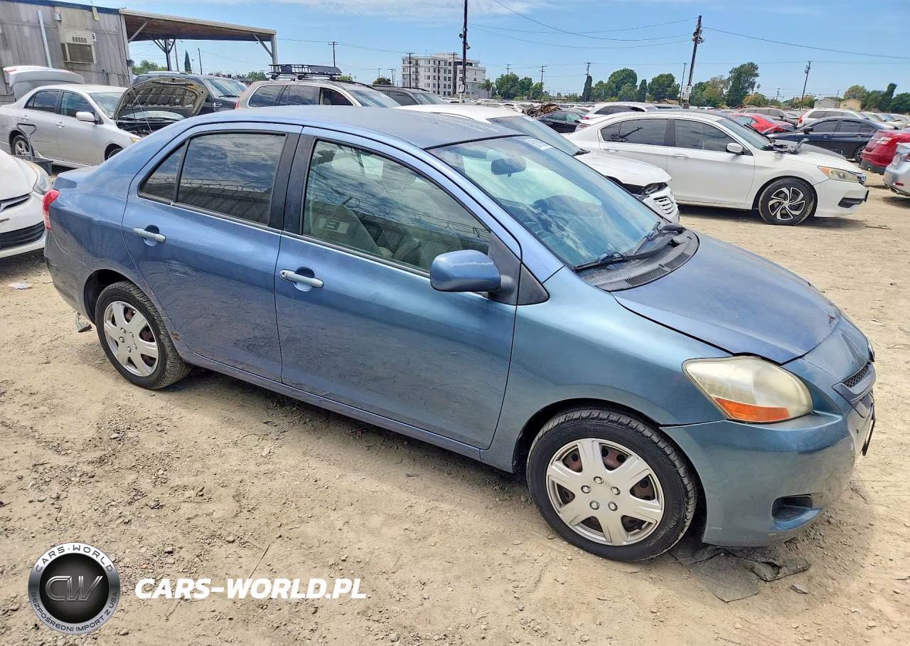 2007 Toyota Yaris Base VIN:JTDBT923071082425 - 4