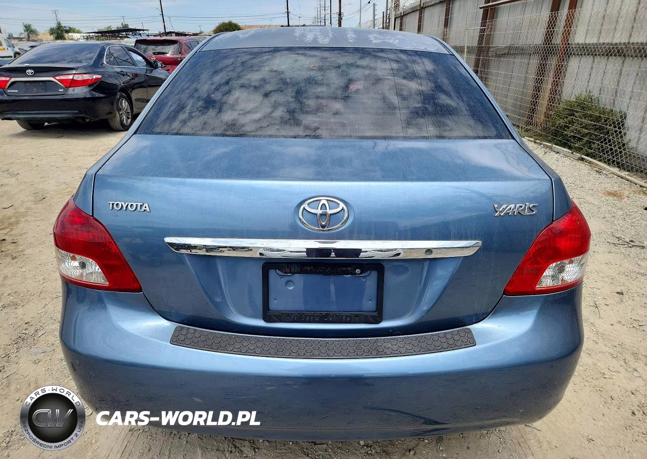 2007 Toyota Yaris Base VIN:JTDBT923071082425 - 6