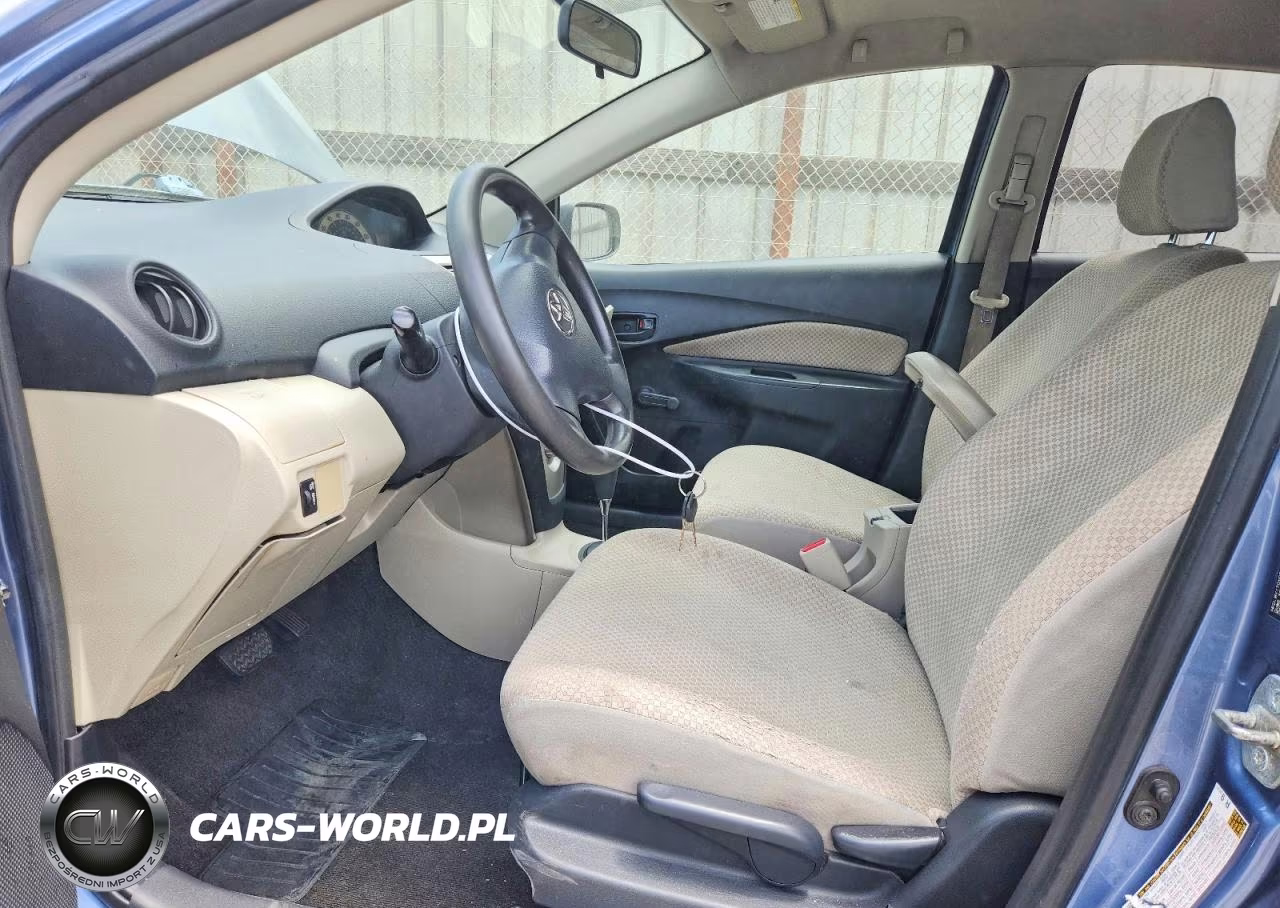 2007 Toyota Yaris Base VIN:JTDBT923071082425 - 7