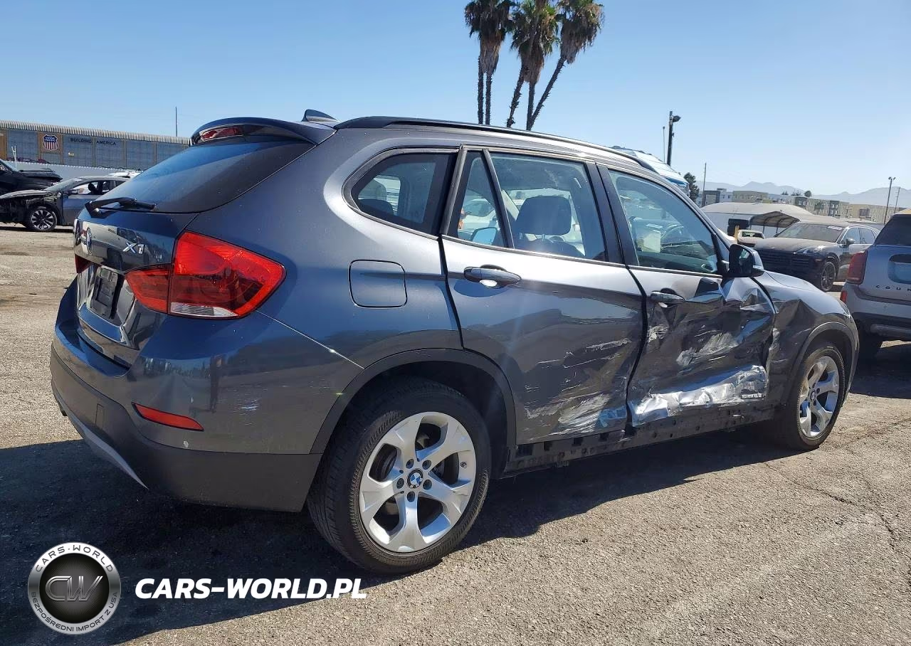 2015 BMW X1 Sdrive28I VIN:WBAVM1C50FV317017 - 3