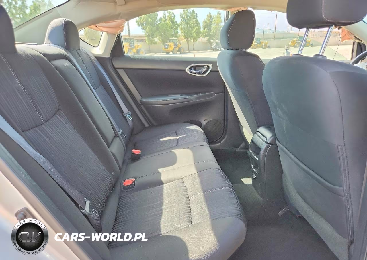 2018 Nissan Sentra Sv VIN:3N1AB7AP6JY249111 - 10