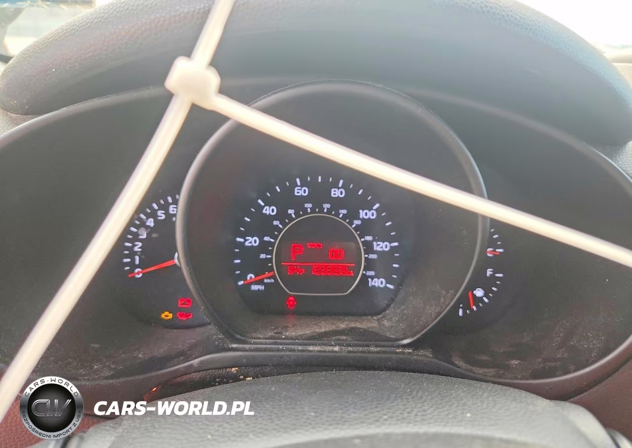 2018 Kia Soul + VIN:KNDJP3A53J7535327 - 9