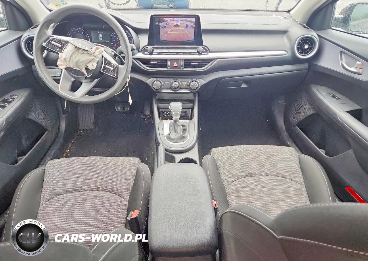 2024 Kia Forte Lxs VIN:3KPF24AD2RE783565 - 8