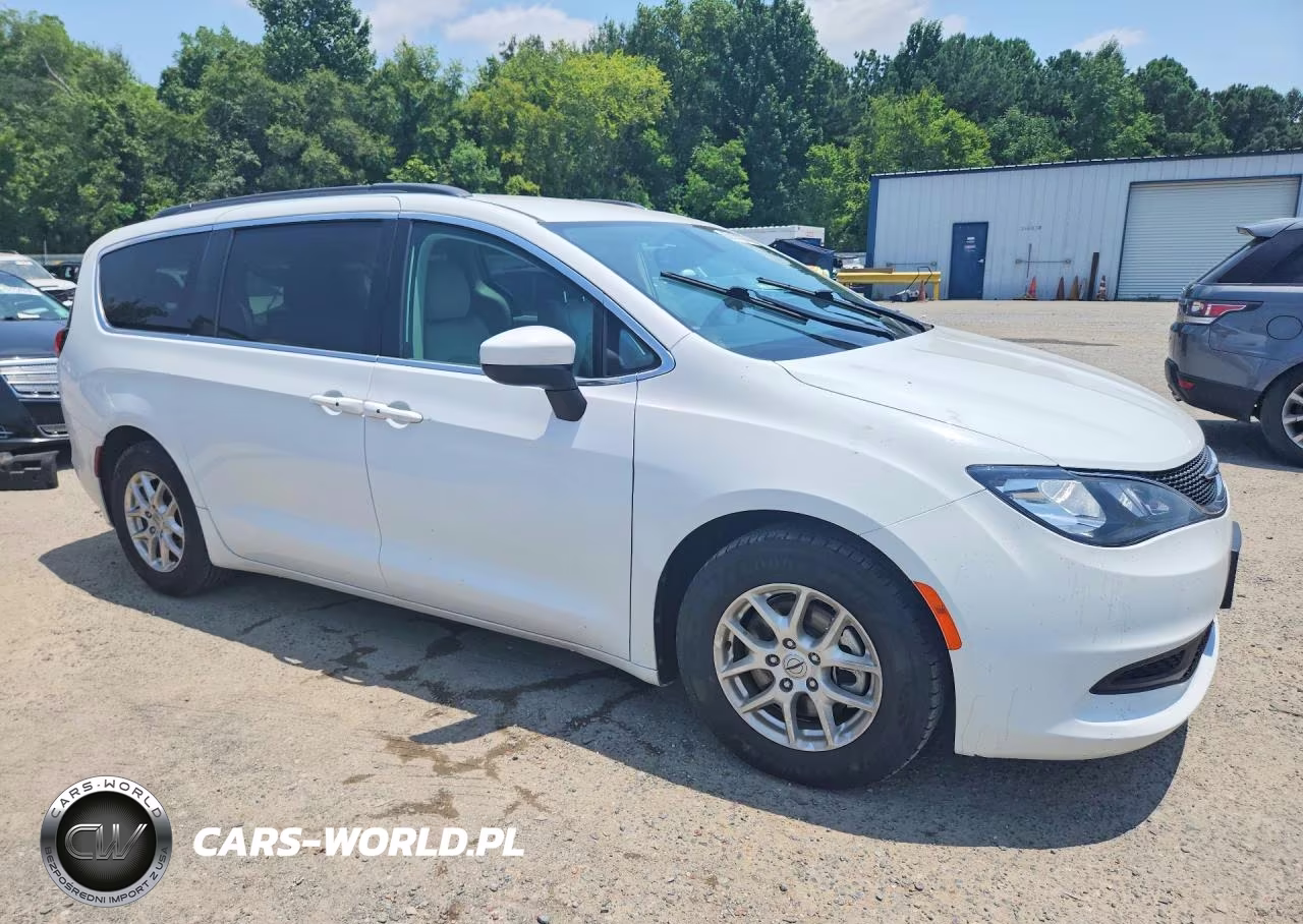 2021 Chrysler Voyager Lxi VIN:2C4RC1DG8MR552305 - 4