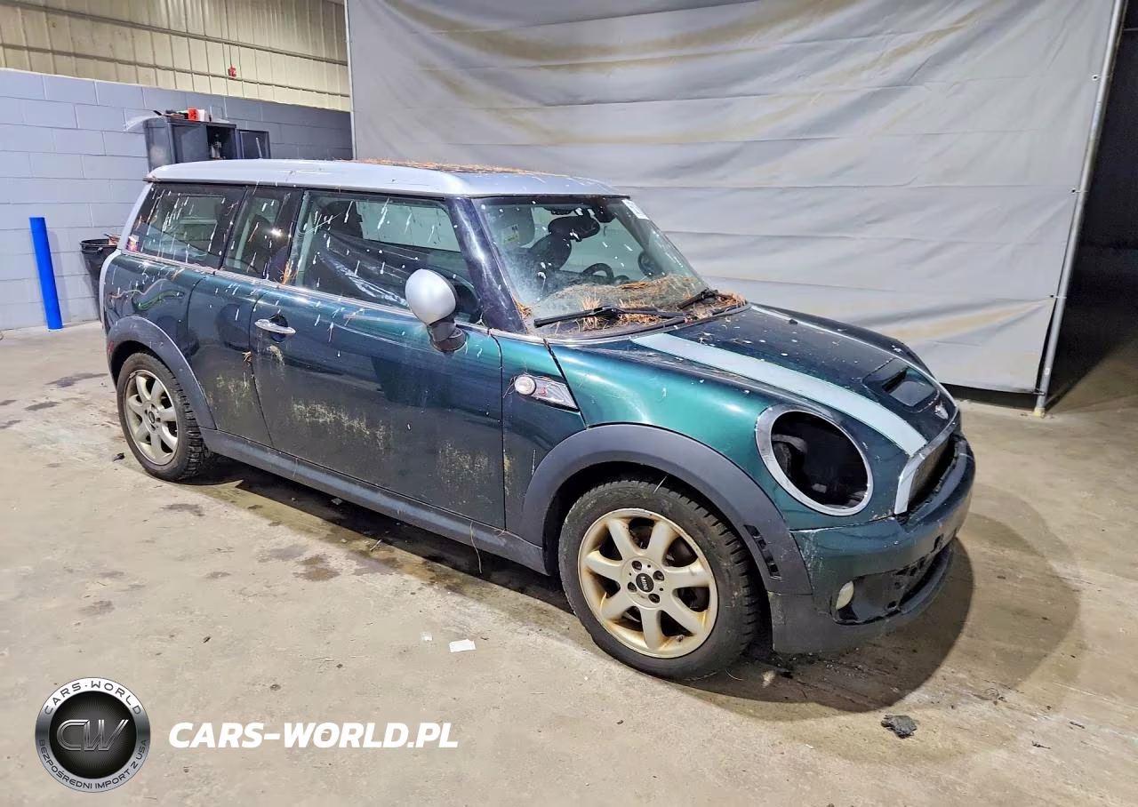 2008 Mini Cooper S Clubman VIN:WMWMM33538TP70957 - 4