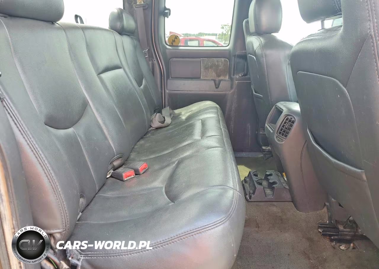 2005 Chevrolet Silverado K2500 Heavy Duty VIN:1GCHK29U75E217103 - 10