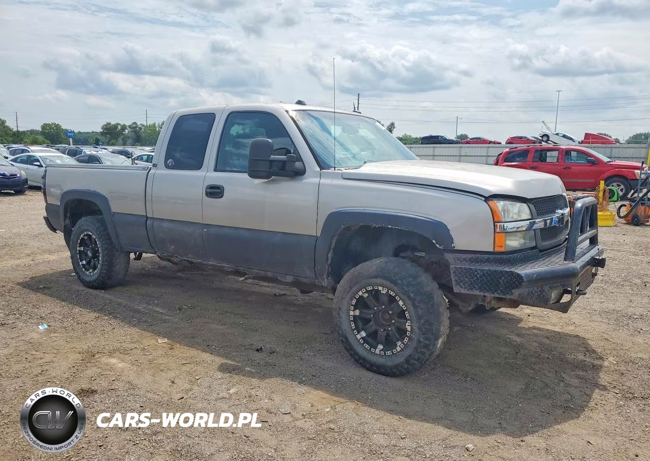2005 Chevrolet Silverado K2500 Heavy Duty VIN:1GCHK29U75E217103 - 4