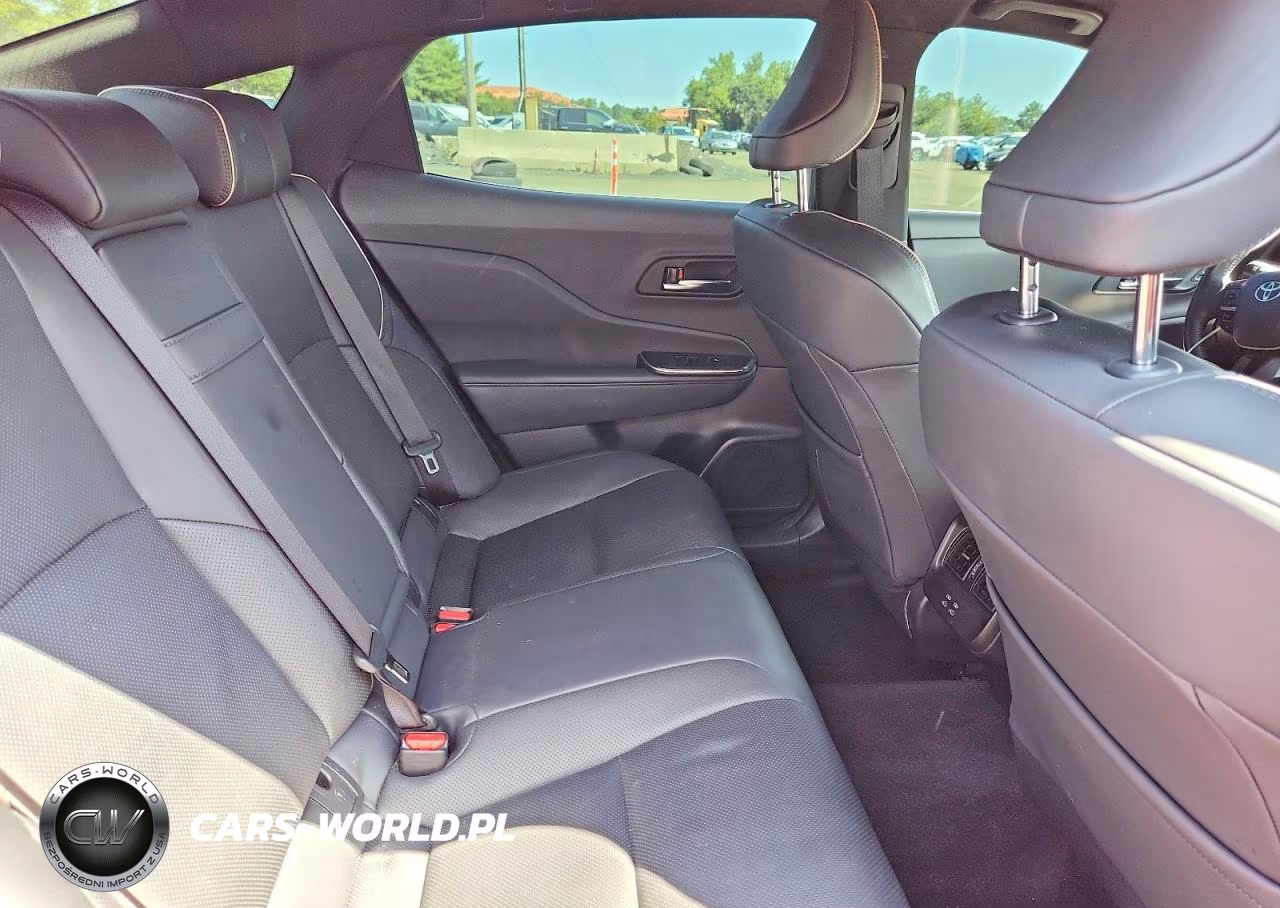 2023 Toyota Crown Limited VIN:JTDAAAAF0P3011230 - 10