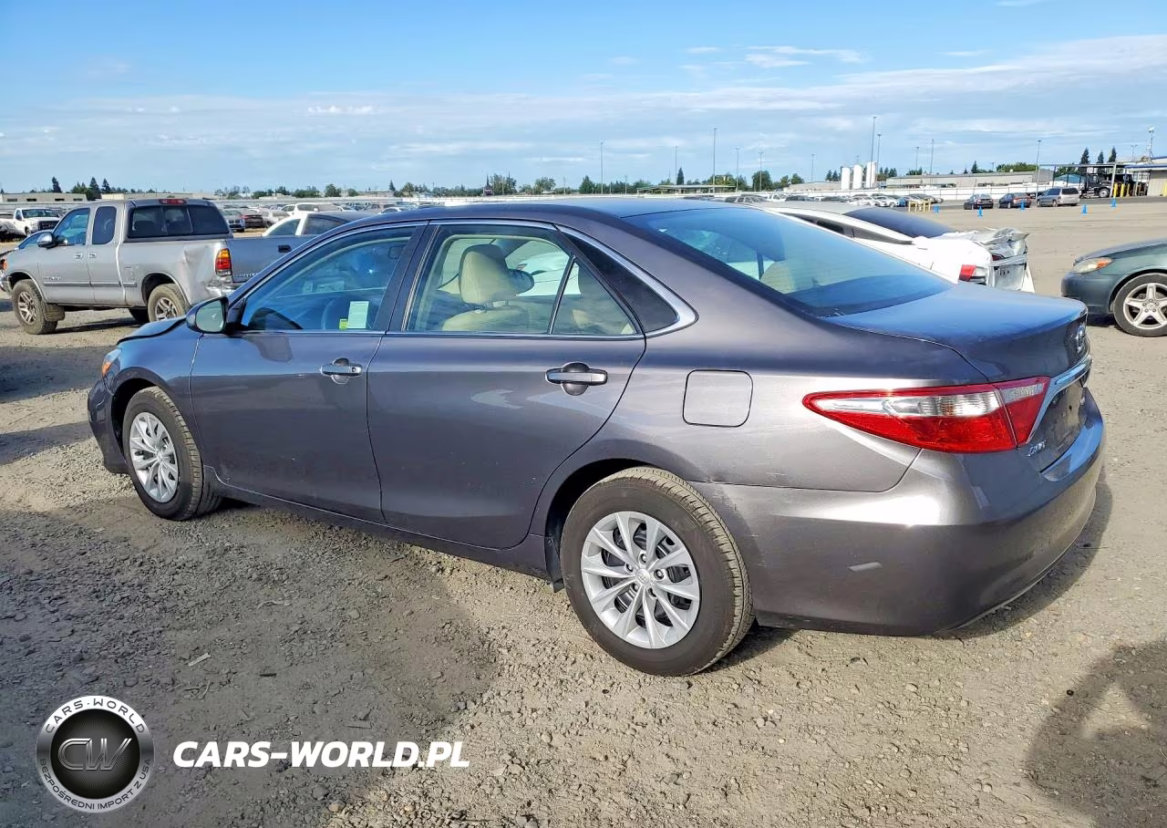 2016 Toyota Camry Le VIN:4T4BF1FK7GR516950 - 2