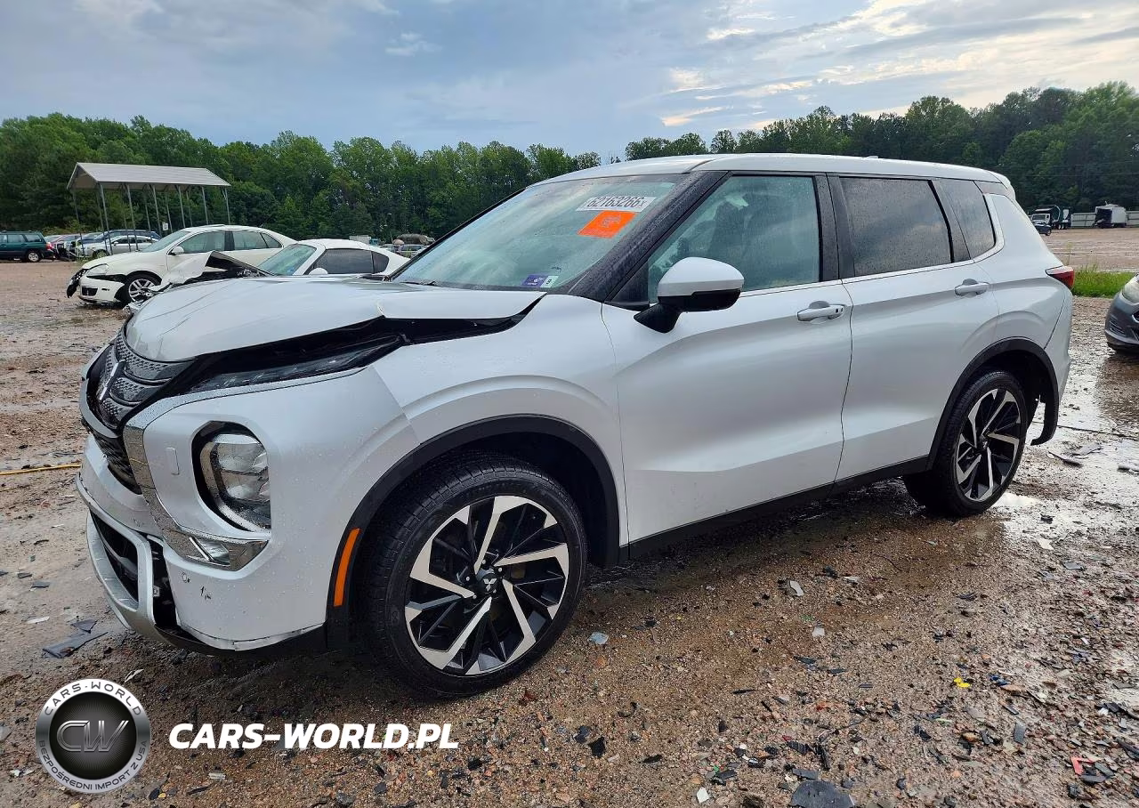 2024 Mitsubishi Outlander Se – zdjęcie 1 z 13