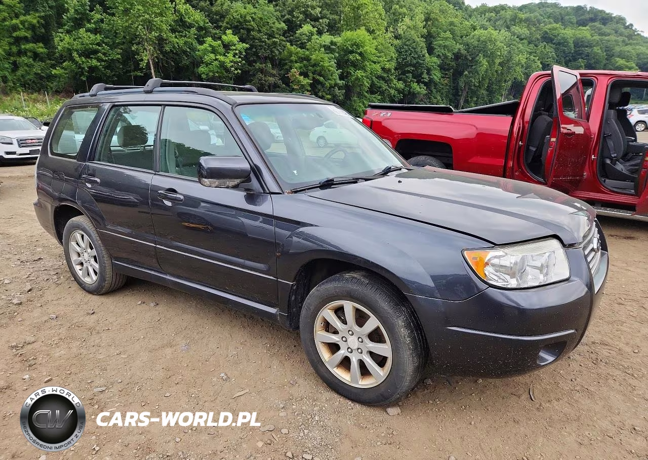 2008 Subaru Forester 2.5X Premium VIN:JF1SG656X8H704939 - 4