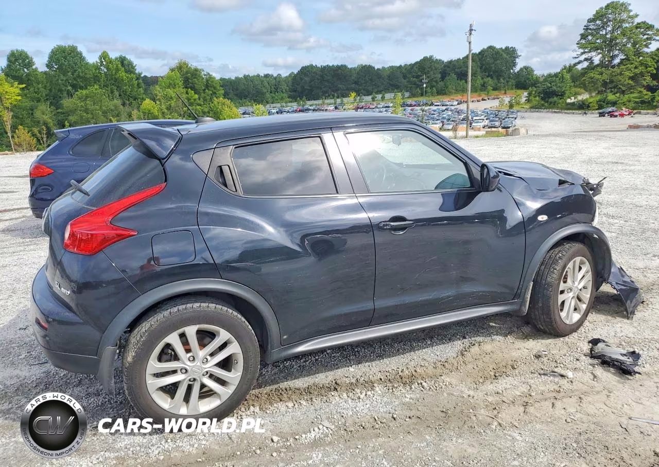 2011 Nissan Juke S VIN:JN8AF5MV4BT024863 - 3