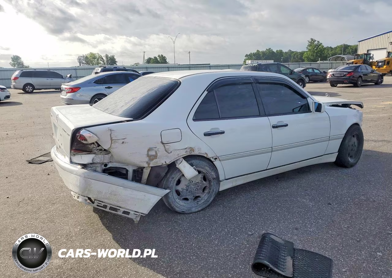 1999 Mercedes-Benz C 230 VIN:WDBHA24G6XA767048 - 3